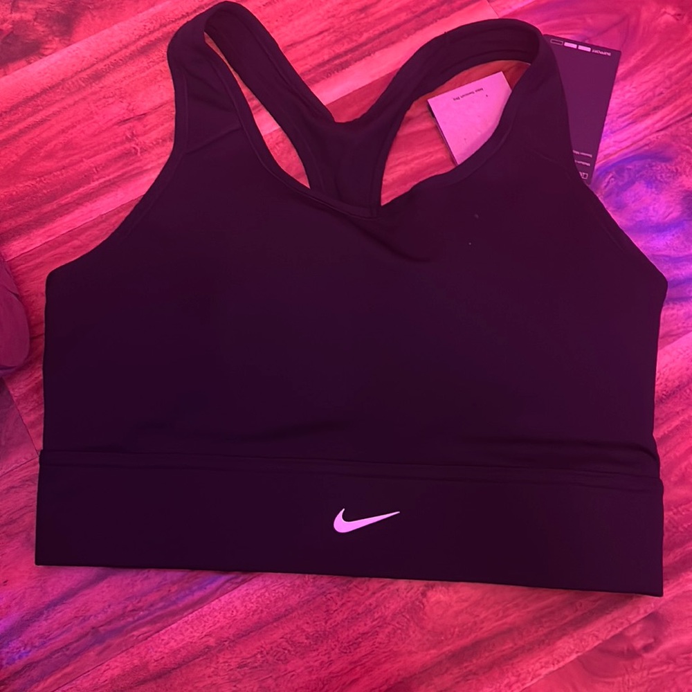 nike black sports bra